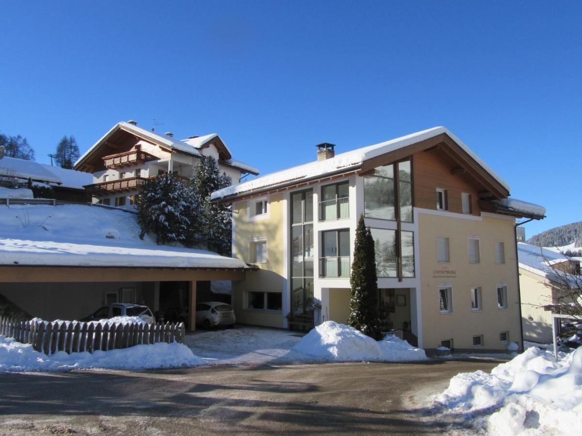 Appartement Haus Tannenburg à Funes  Extérieur photo